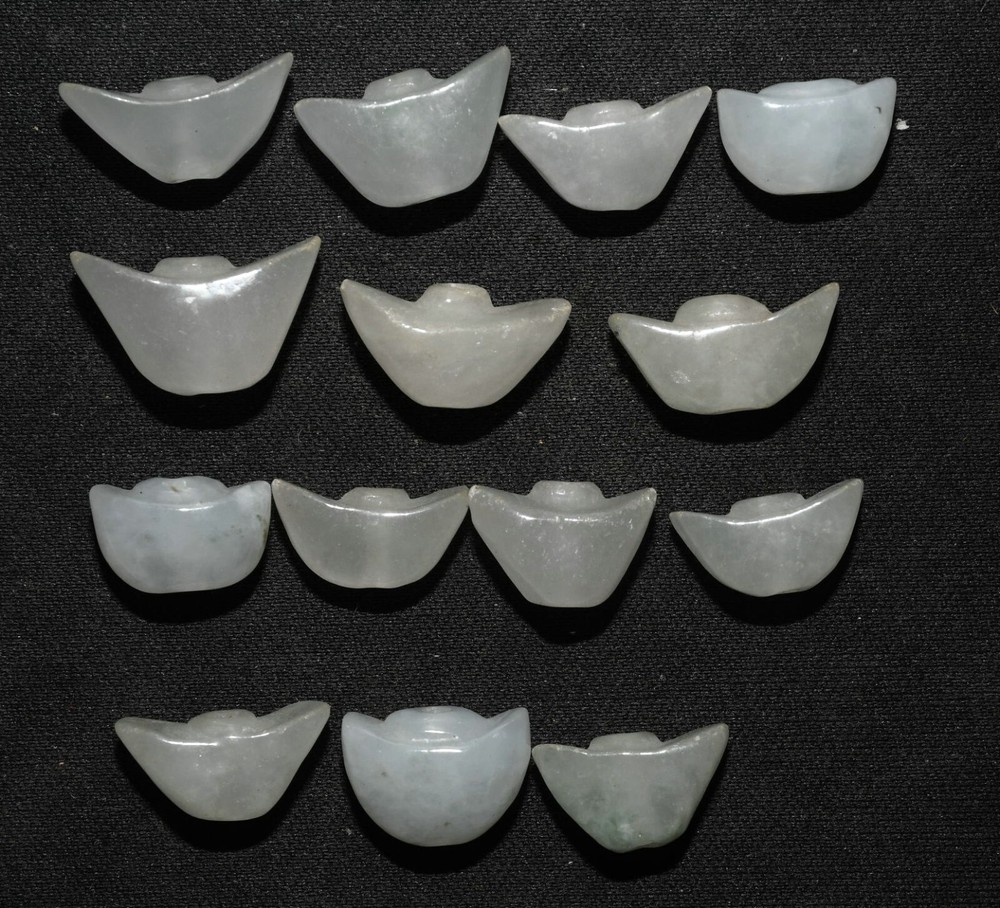 1.5CM Old China Dynasty Jadeite Emerald Yuanbao Money Amulet Pendant Set