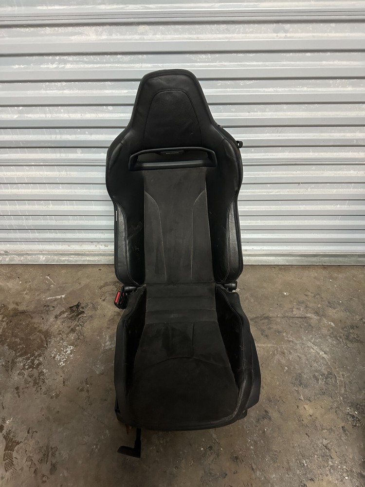 2021 AUDI R8 QUATTRO PERFORMANCE LEFT SEAT OEM GENUINE ~BENT~