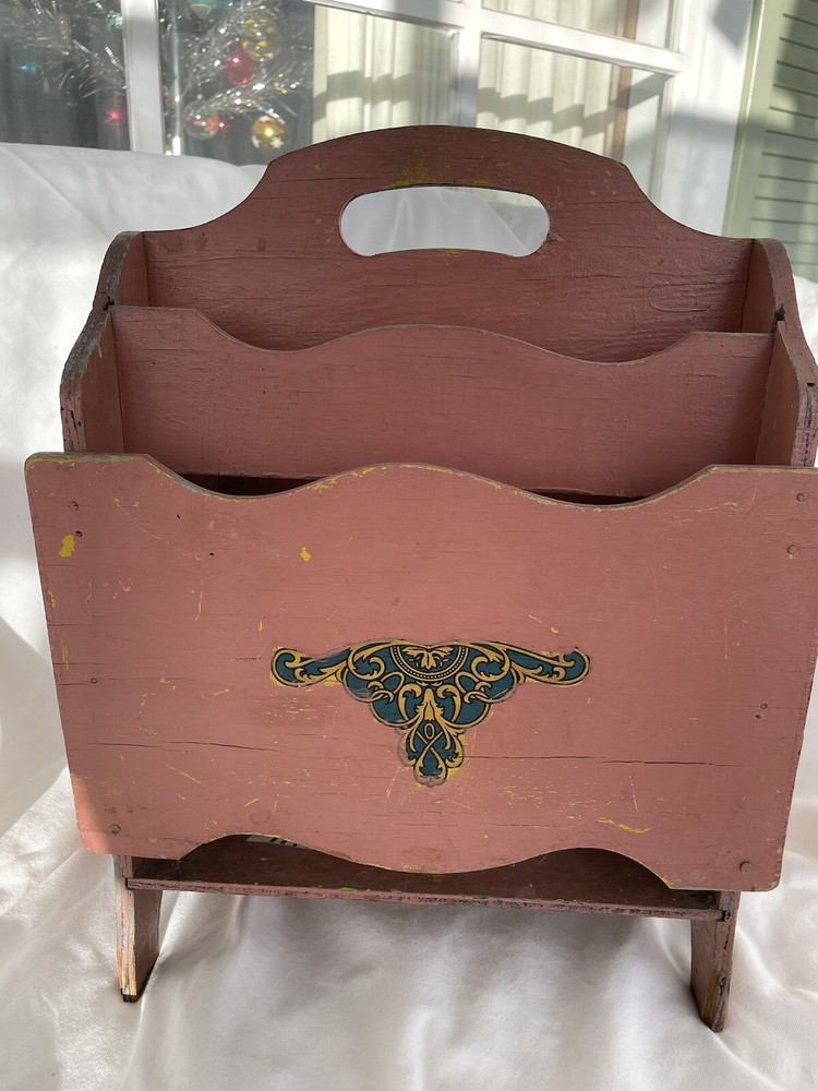 VTG Detroit Woodenware magazine rack, Mattoon WI Timber & Land Co shabby cottage