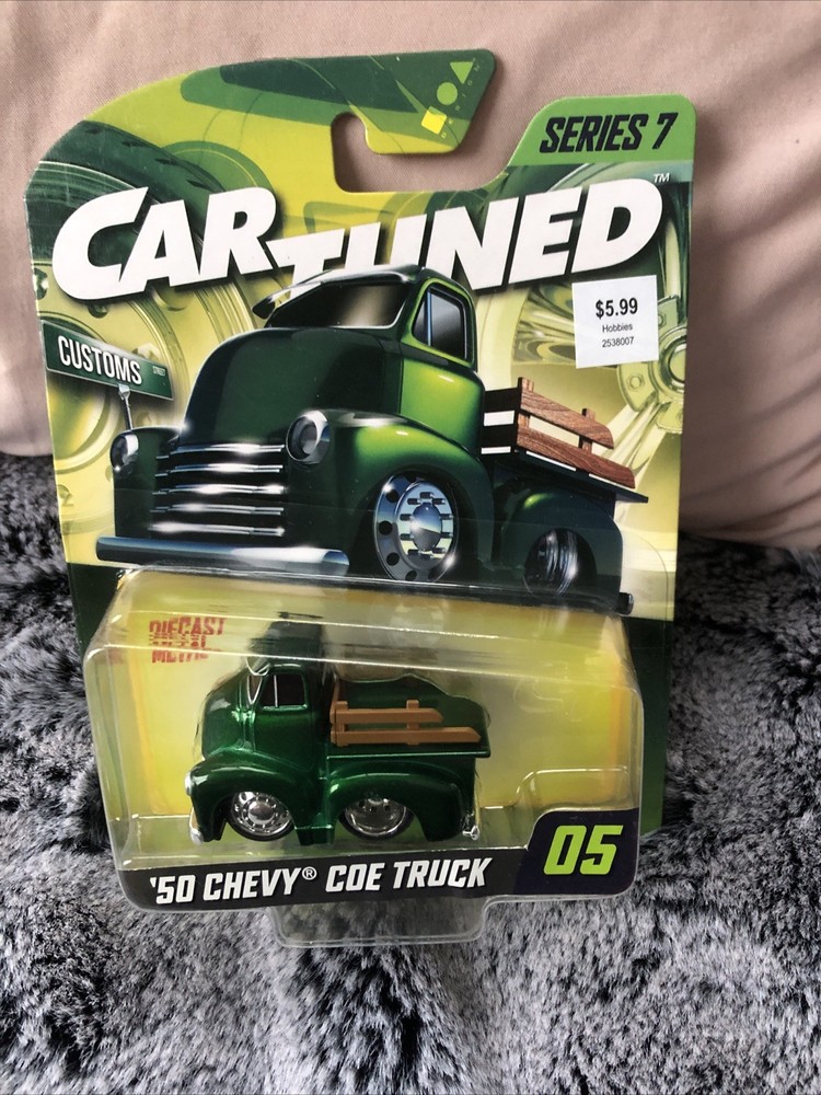 2025 MGA Car Tuned Series 7 '50 Chevy COE Truck #05 Green. NIP.
