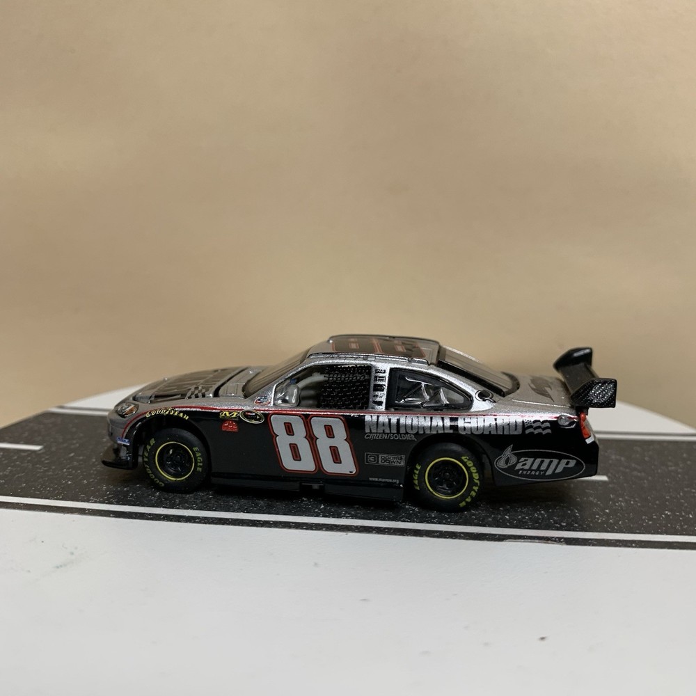 2008 Dale Earnhardt Jr #88 National Guard/3 Doors Down Winner's Circle 1:64 NM