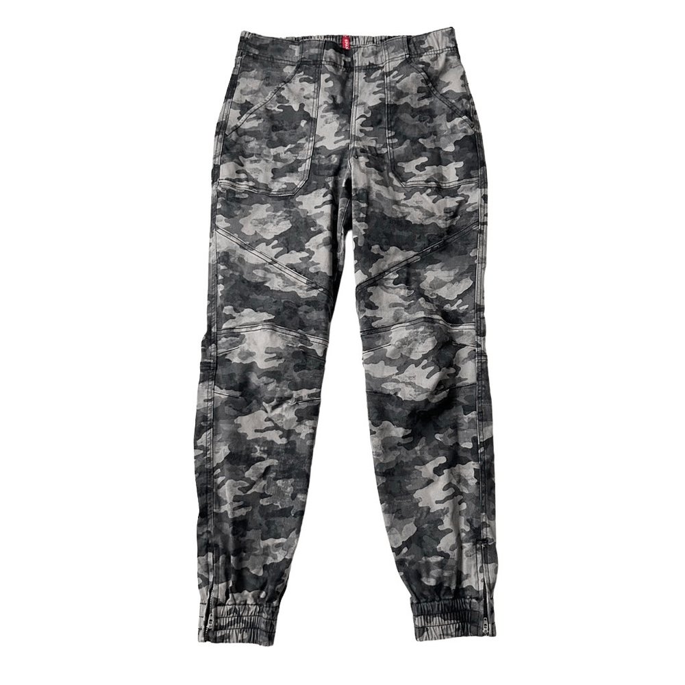 SPANX Stretch Twill Cargo Jogger Blackwash Camo Size Large