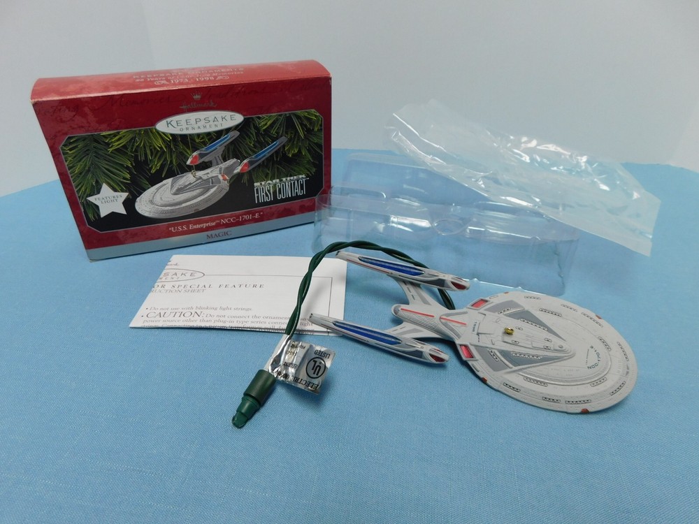 Hallmark -- Star Trek USS ENTERPRISE-E ~ 1998 Christmas tree ornament