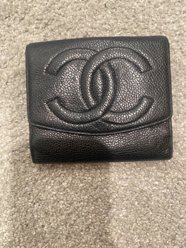 chanel wallet women