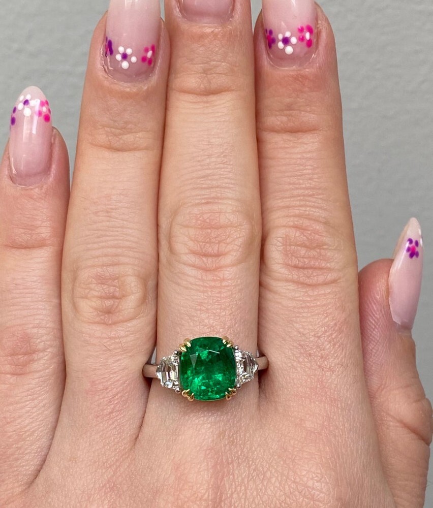 5.00 Ct Lab Grown Green Cushion Cut Emerald Ring in Multi Tone 18K Gold