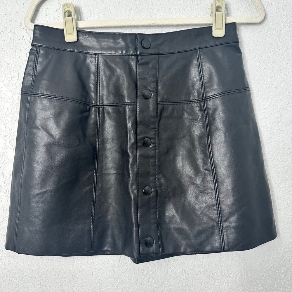 Free People Maisie Faux-Leather button front black Mini Skirt womens size 6