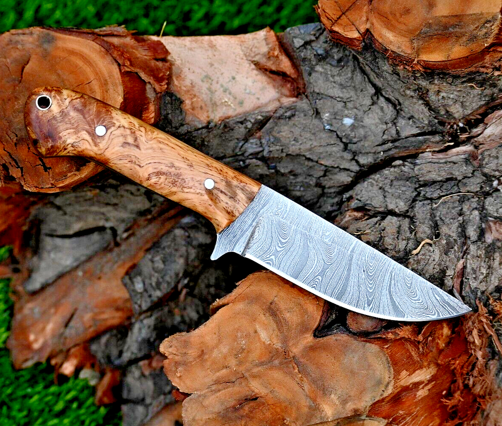 Custom Hand Made Hunting Skinning Knife Forged Damascus Steel Blade 2902