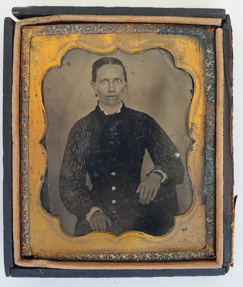 Antique Gold Tone Leather Frame Civil War Era Tin Type Picture Frame For Parts