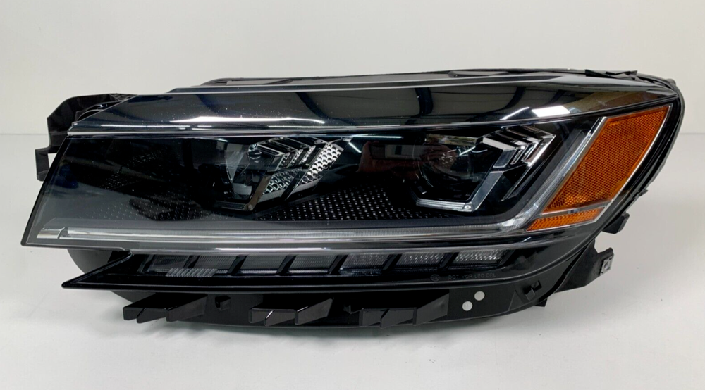 2020 2021 2022 Volkswagen Passat Left Driver Side LED AFS Projector Headlight OE