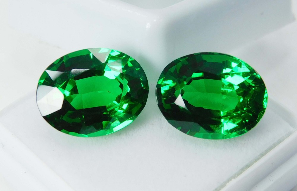 20 Ct Natural Tsavorite Green Garnet Loose Gemstone Oval Cut Certified