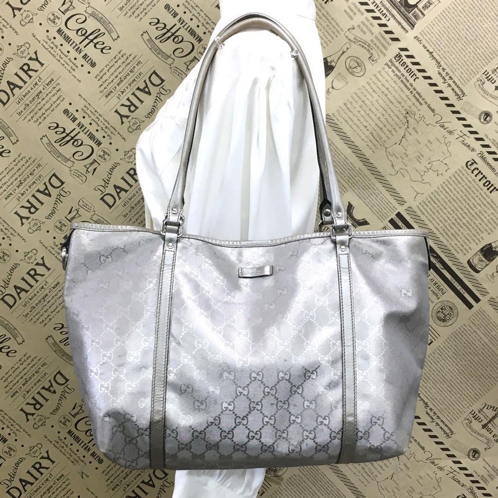 Gucci GG Imprint Leather Tote Shoulder Bag for Travel Business FP653 New