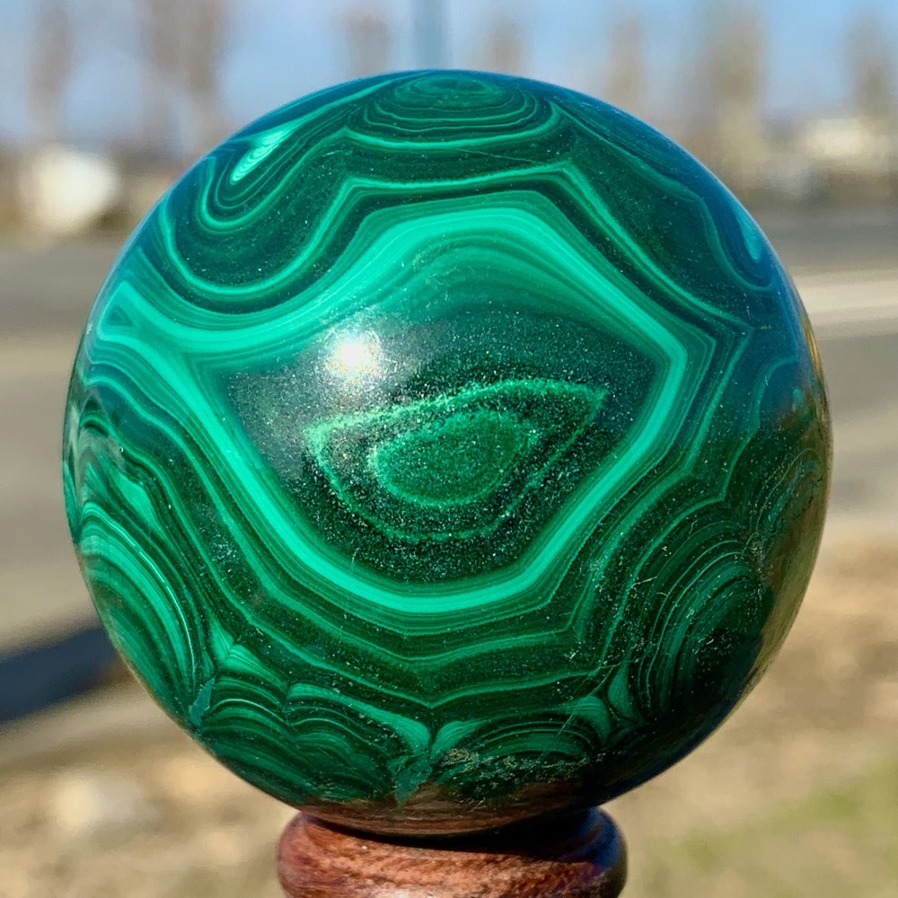 236G Natural glossy Malachite ball transparent cluster rough mineral sample