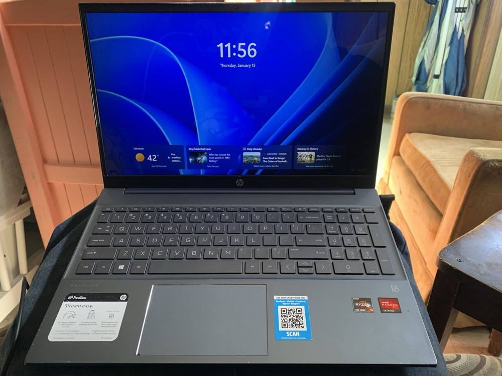 HP Pavilion 15.6 Amd Ryzen 5 , 16GB Ram , 512 Ssd