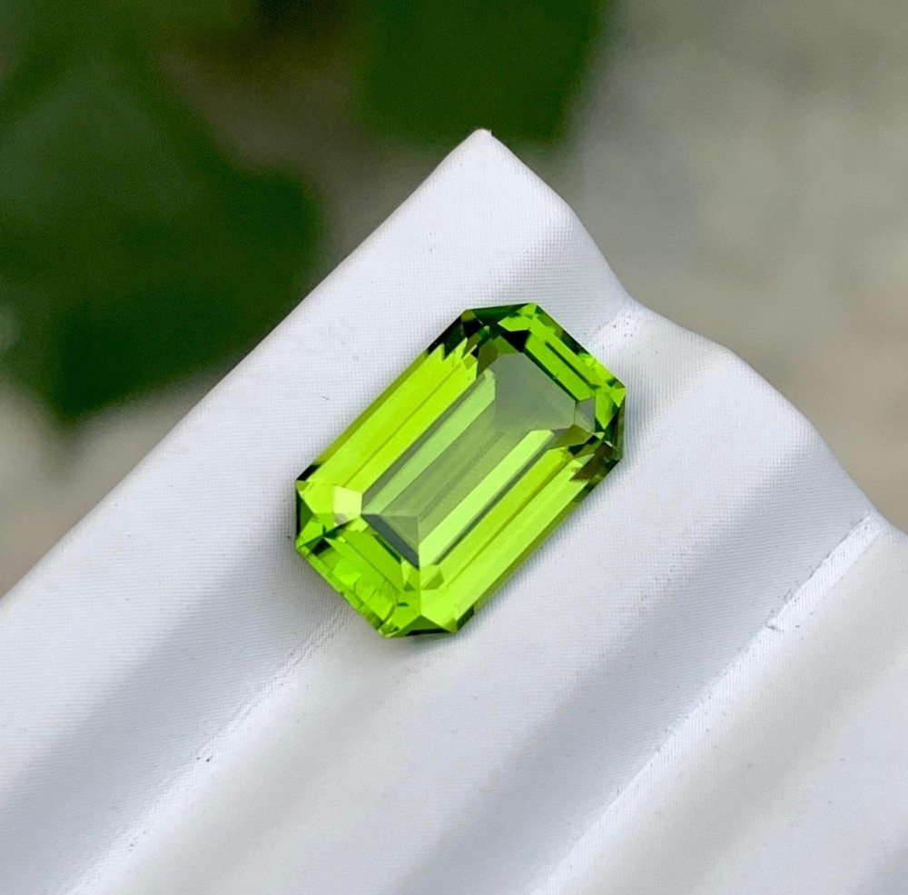Peridot Loose Gemstone, Apple Green Loupe Clean Emerald Cut Pakistan 5 Carat