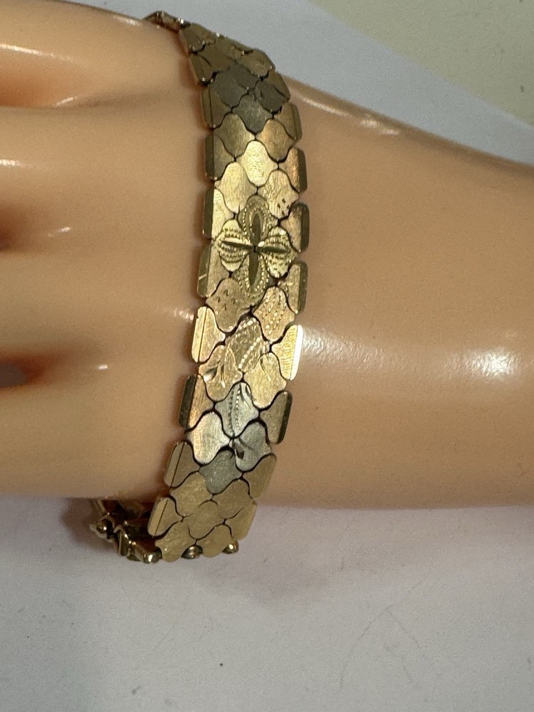 Vintage 18k 18Kt Gold Bracelet Italy  Solid Tri Color Scales Diamond Cross