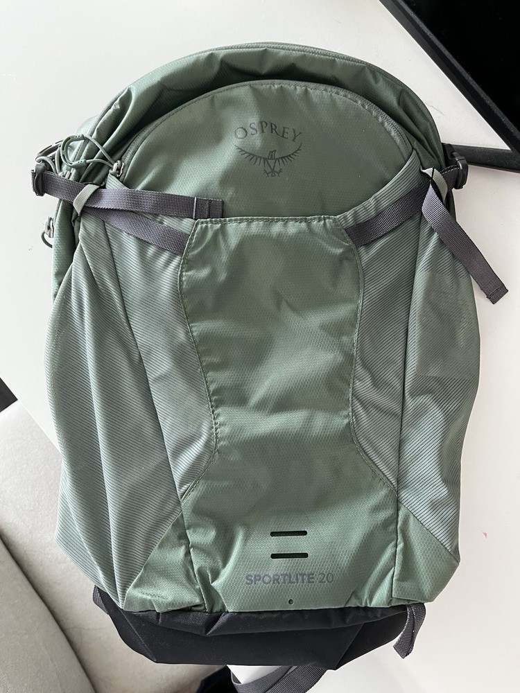 Osprey SportLite 20 DayPack Brand New Never Used