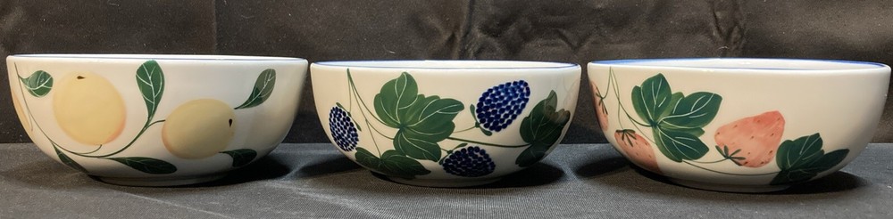 Dansk Berries Fruit Cereal Bowls Set of 3