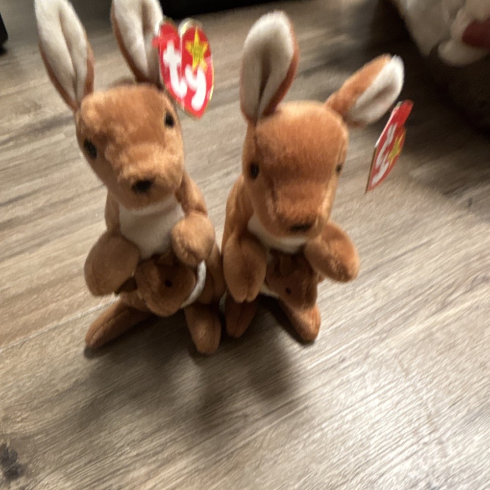 Ty Beanie Babies Retired Original Kangaroo with Joey Plush Toy with Tag