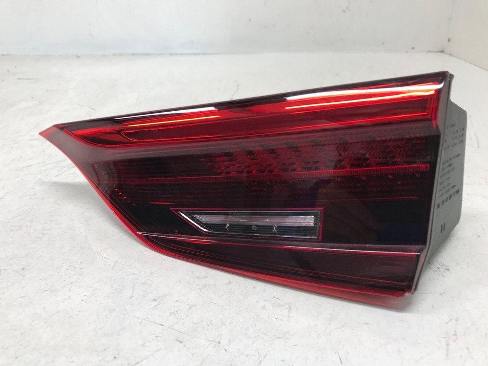Tail light Damaged Passenger RH Right 2019 - 2023 Infiniti Qx50 265505NA1A OEM