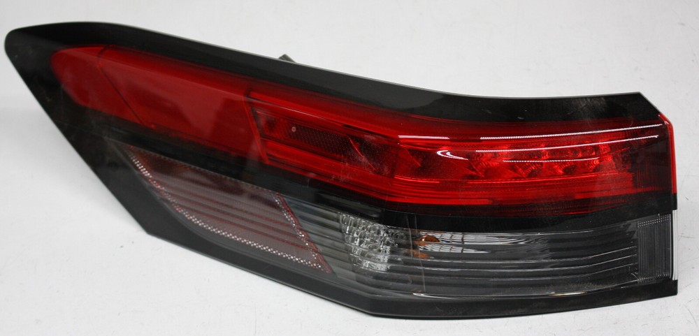 OEM Left Driver Side LED Tail Lamp For Nissan Pathfinder 26555-6TA0B