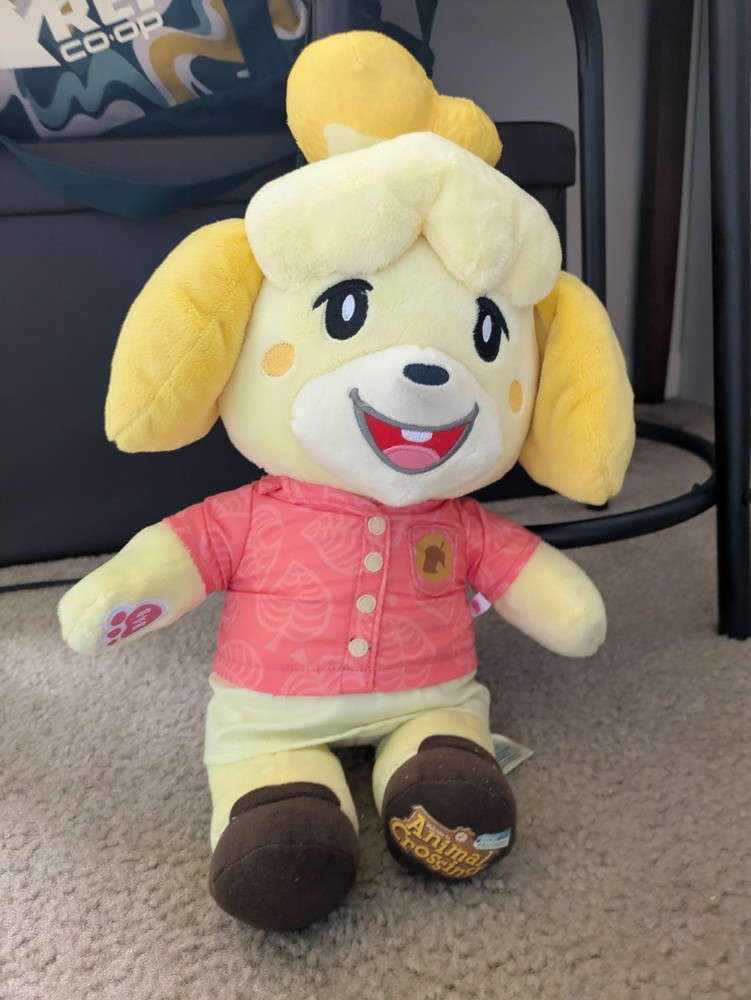 Build-A-Bear Workshop Animal Crossing New Horizons Isabelle Summer Plush 18