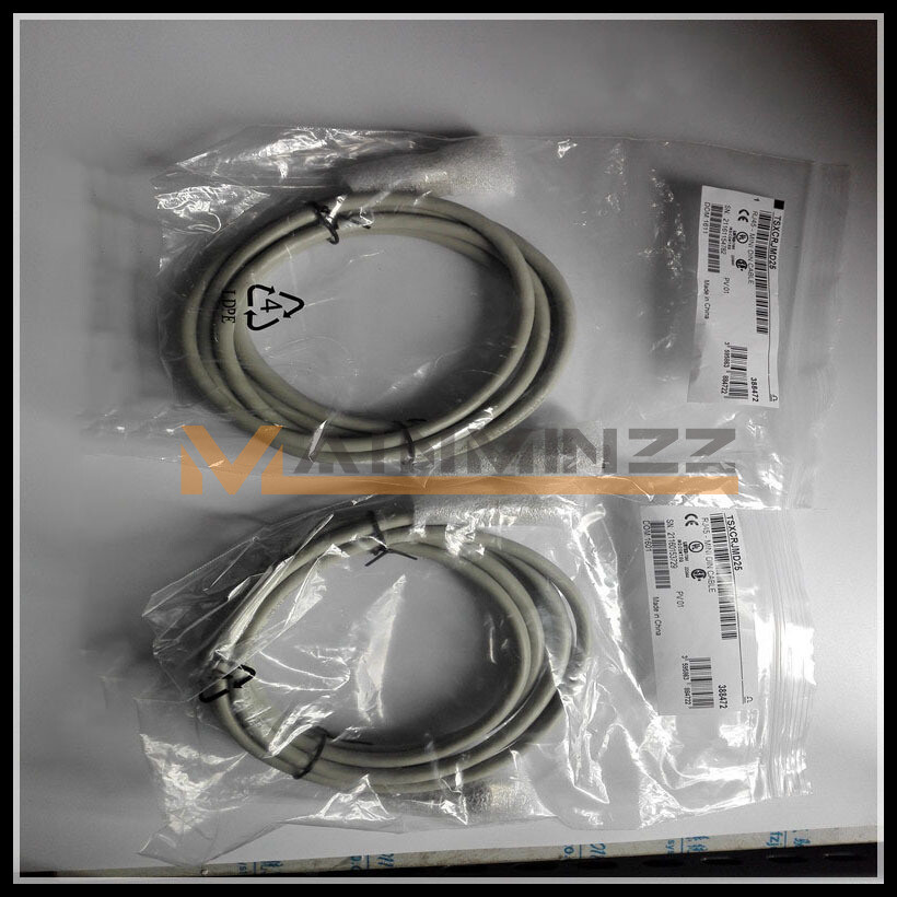 1PCS NEW TSXCRJMD25 PLC Programming Cable