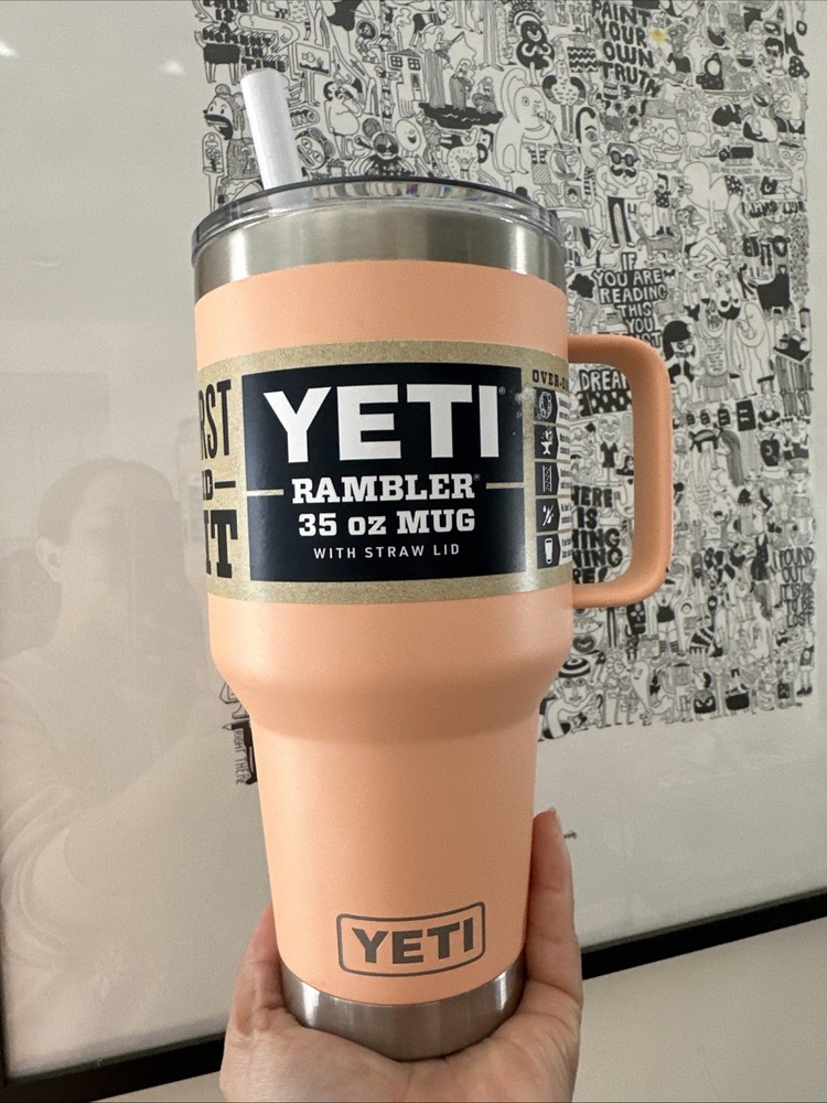 YETI Rambler 35 oz Straw Mug in Lowcountry Peach BPA-Free