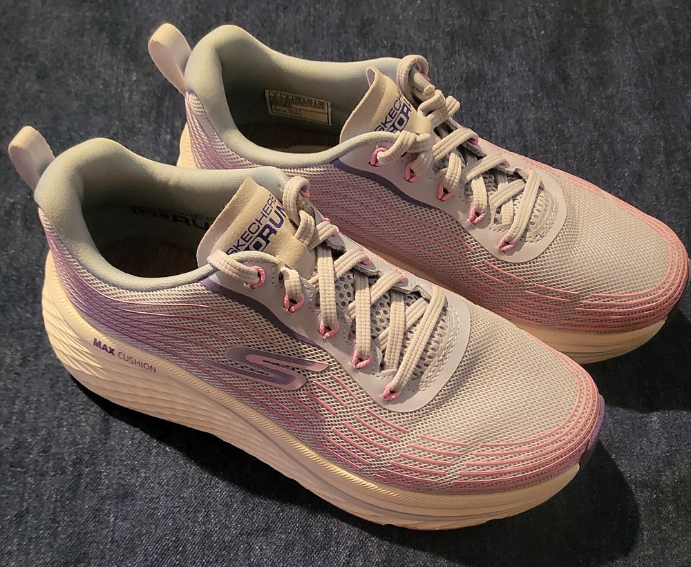 Sketchers Go Run Women's size 6
