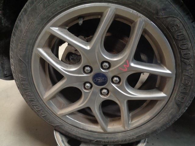 Wheel 17x7 Alloy 10 Spoke 5 Y Spokes Painted Argent Fits 15-16 FOCUS 1931822
