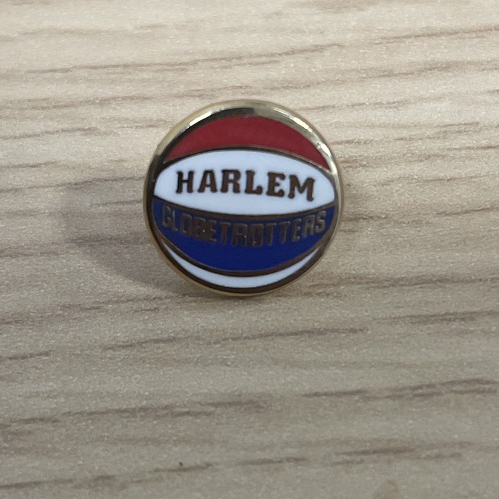 Harlem Globetrotters Pin Vintage Basketball Team American Pinback Badge