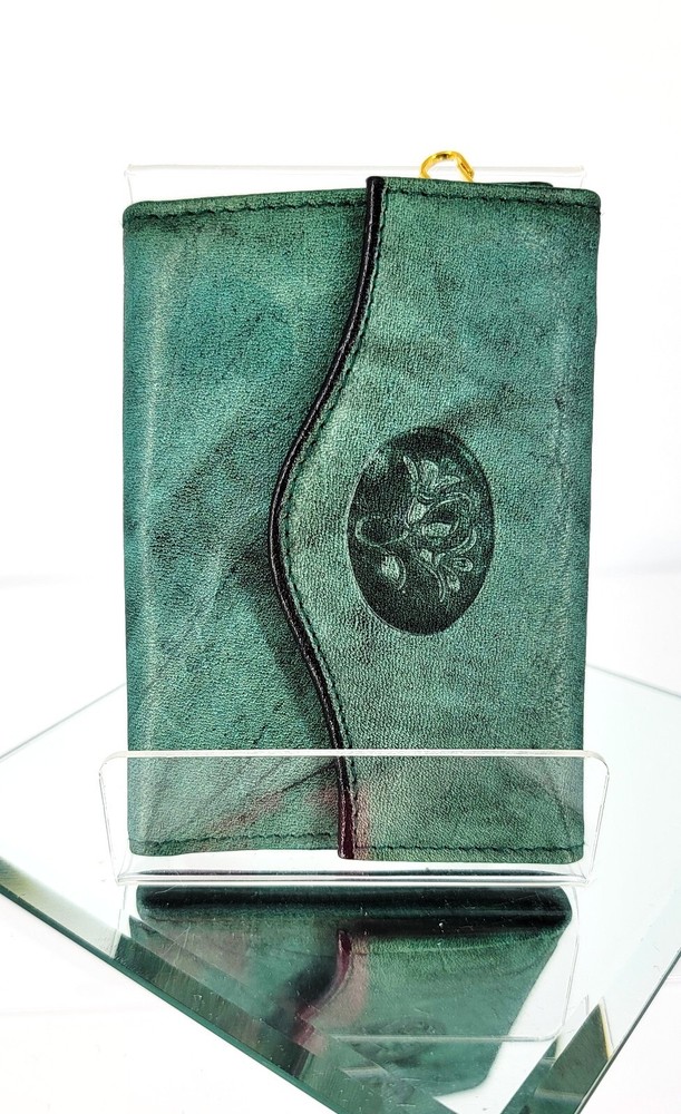1980s Vintage Buxton Green Leather Trifold Key Wallet with 8 Key Slots & Snap Closure