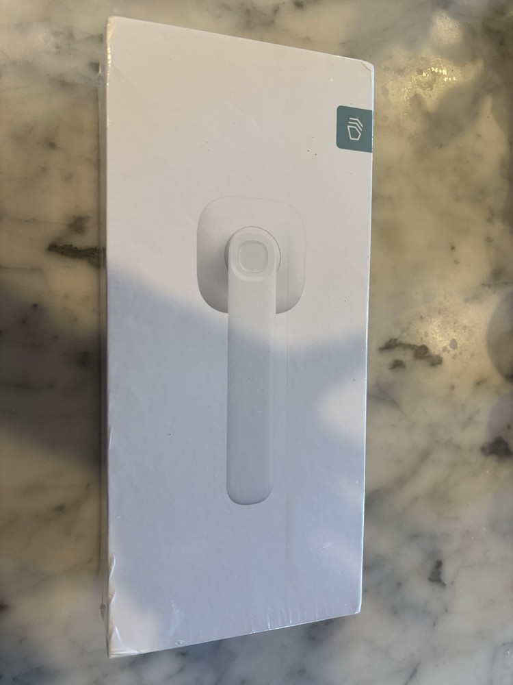 Ujia YSR3711 Smart Fingerprint Door Lock with Remote Control in Black