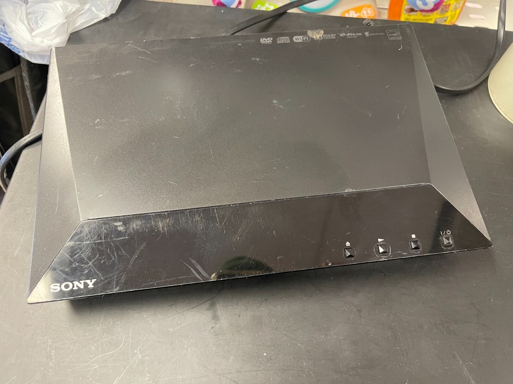 Sony BDP-S2100 Blu-Ray / DVD Player WIFI Streaming No Remote - tested/working