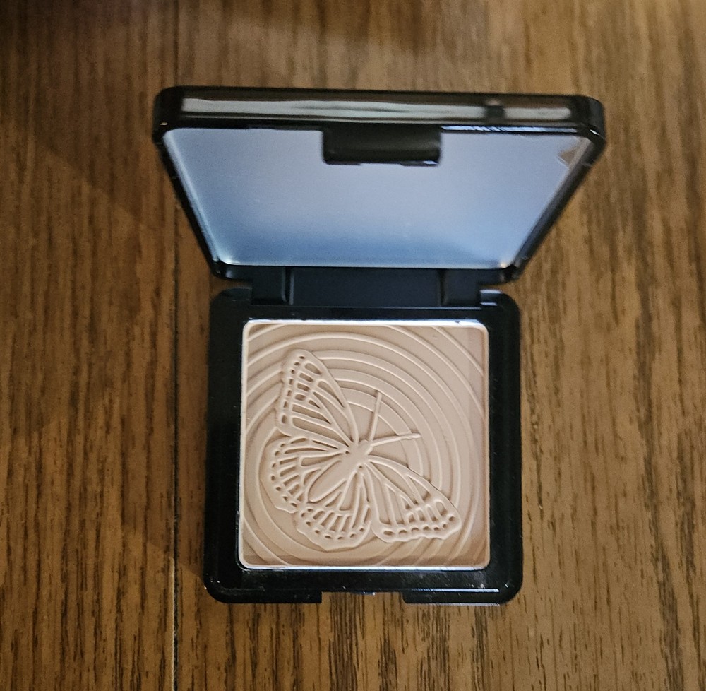 What's Up Beauty Wind Dancer Setting Powder In Medium 0.32oz BNIB Talc Free