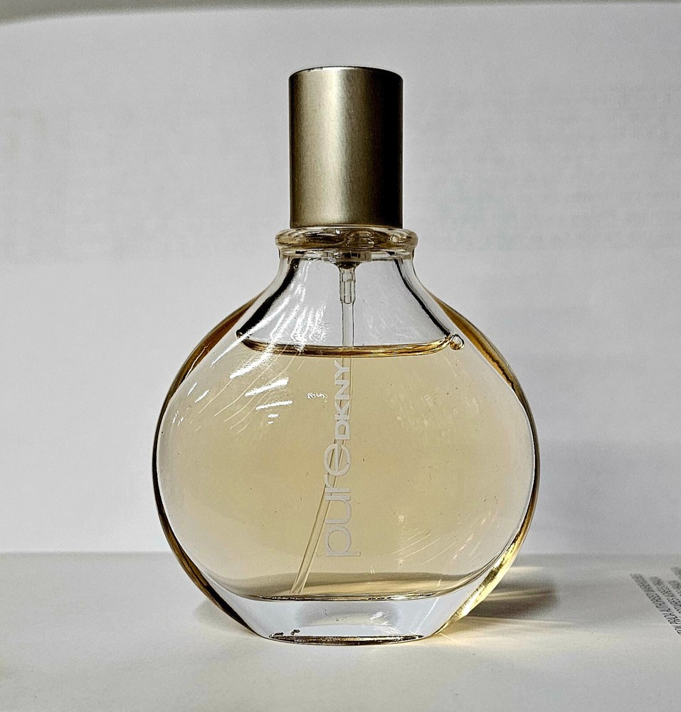 PURE DKNY DROP OF VANILLA  1.0 OZ/30 ML SCENT SPRAY  WOMEN IN NO BOX SAME AS PIC