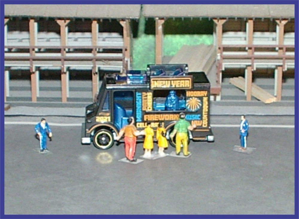 (1983/2020) Hot Wheels _ HO Scale _ Good Humor Truck / 2021 New Years Countdown-image