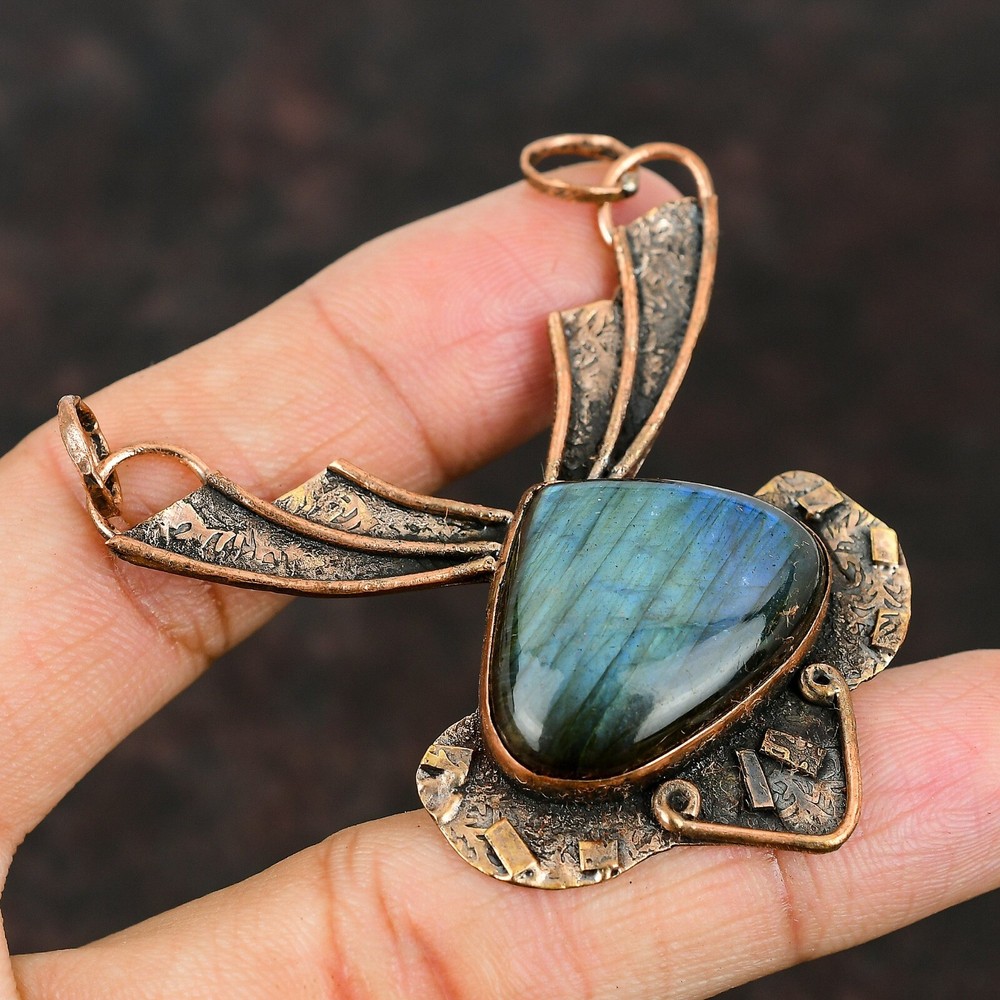 Mothers Day Sale Labradorite Pendant for Third Eye Chakra Healing-image