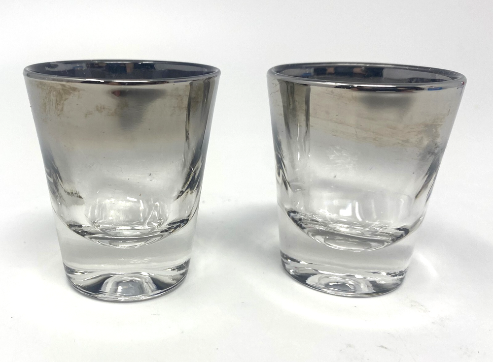 Vintage Dorothy Thorpe Silver Fade Shot Glass Set Mid Century Barware 2pc  