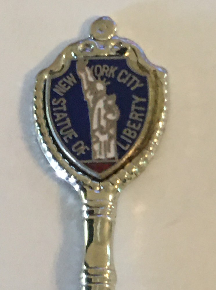 Vintage NYC Statue of Liberty Souvenir Spoon Collectible