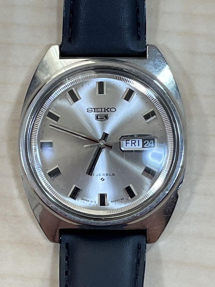 Seiko 5 1969 Automatic Silver Men's Watch with Self-Winding Movement