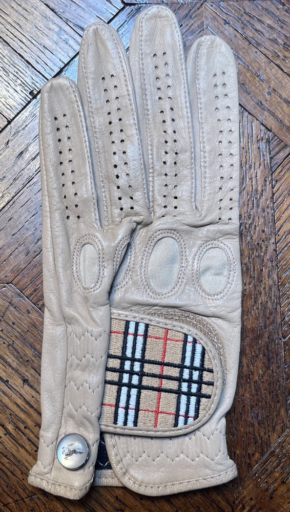 Ladies Burberry Golf Glove For Left Hand Tan Leather Classic Plaid Medium