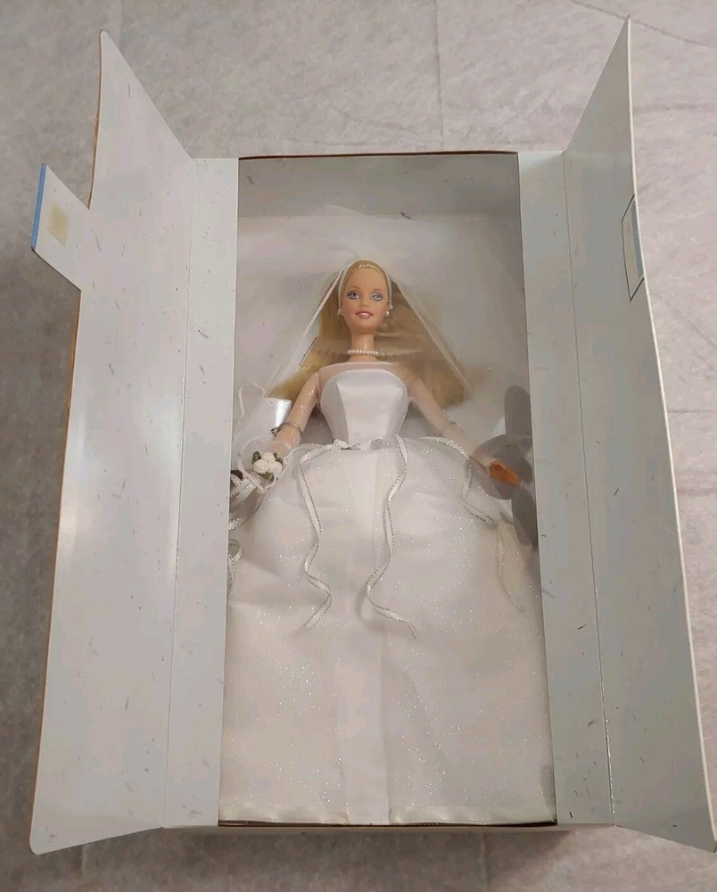 Blushing Bride Barbie 1999 by Mattel with Wedding Dress NEW