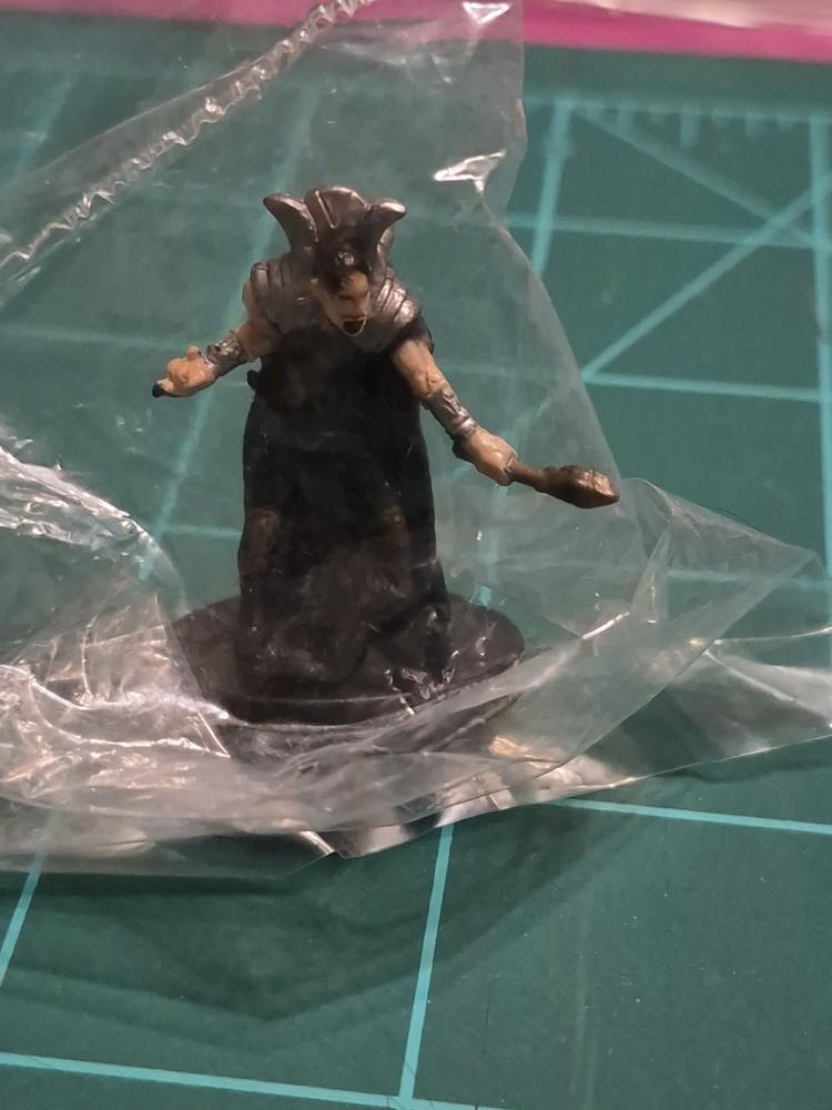 D&D Miniature Grim Necromancer LE 35 - 36/60 Wizards 2005 - NIB Sealed OOP