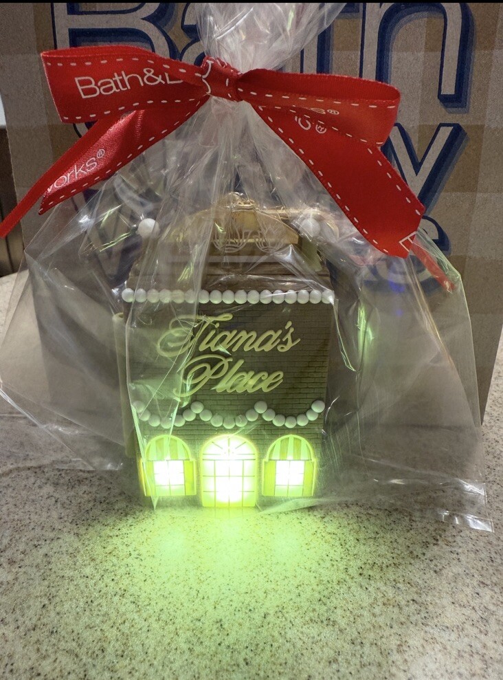 Bath & Body Works Disney Tiana's Place Princess Pocketbac Holder/Hand Sanitizer