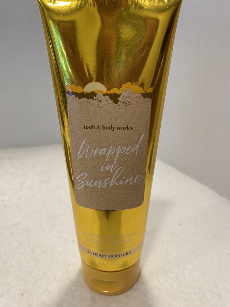 BATH & BODY WORKS WRAPPED IN SUNSHINE 24 HR MOISTURE BODY CREAM 8 oz