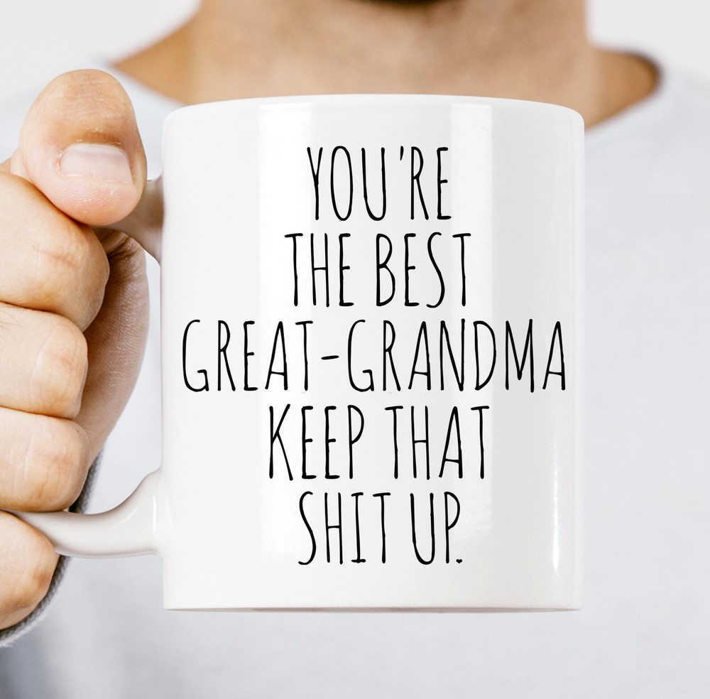 Christmas Grandma Coffee Mug - Perfect Gift for Nanas & Great Grandmothers  
