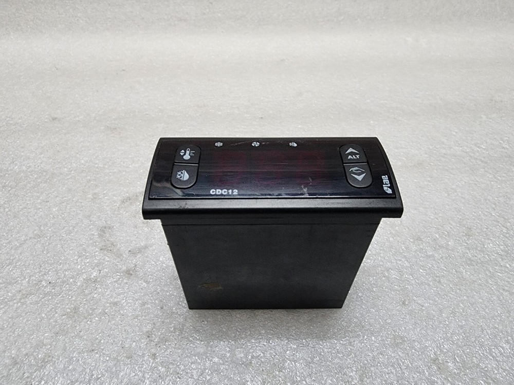 LAE ELECTRONIC CDC122T1R2 PANEL METER 12V