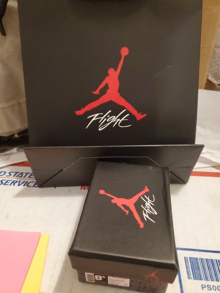 Jordan Flight Mini Sneaker Custom Keychain Shoe Box And Store Bag