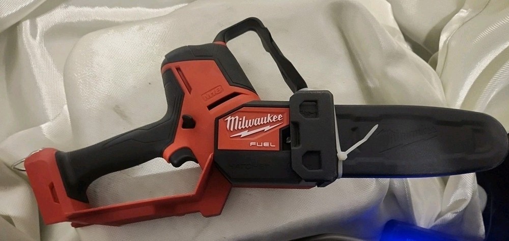 Milwaukee 6