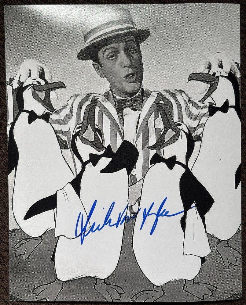 Dick Van Dyke Signed 8x10 Photo The Dick Van Dyke Show with COA